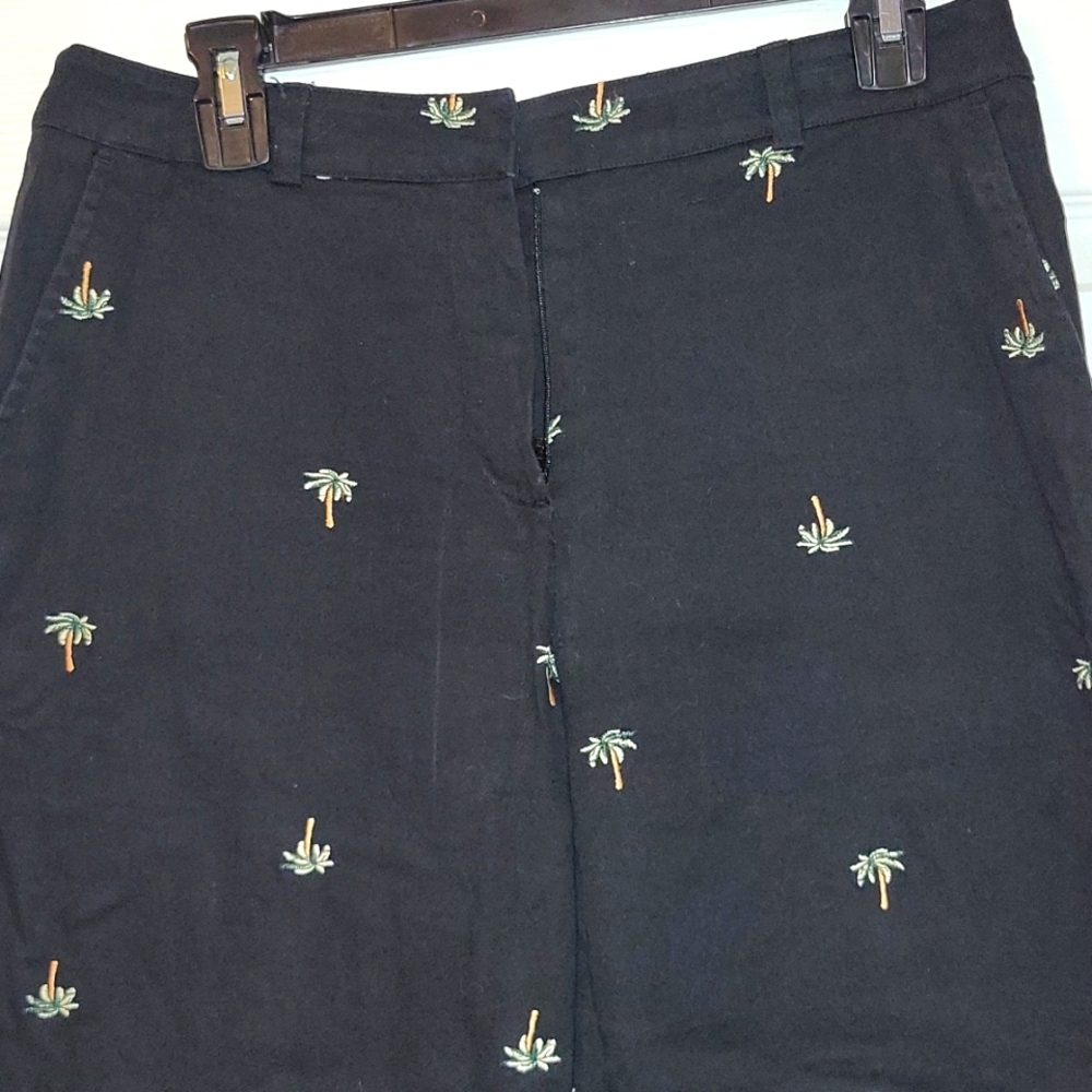 Palm Tree Embroidered Capris by RL Richard - Picture 2 of 7